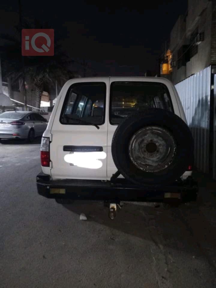 تۆیۆتا لاند کروزەر